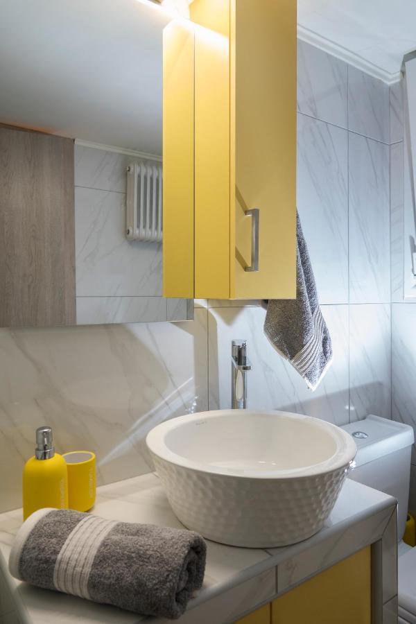 Stylish Modern Studio In The Heart Of Athen Eksteriør billede