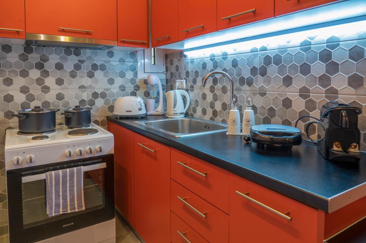 Stylish Modern Studio In The Heart Of Athen Eksteriør billede